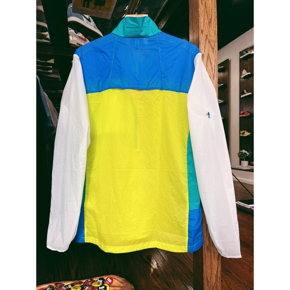 Patagonia Men's Houdini Stash 1/2-Zip Pullover - Picture 2 of 12